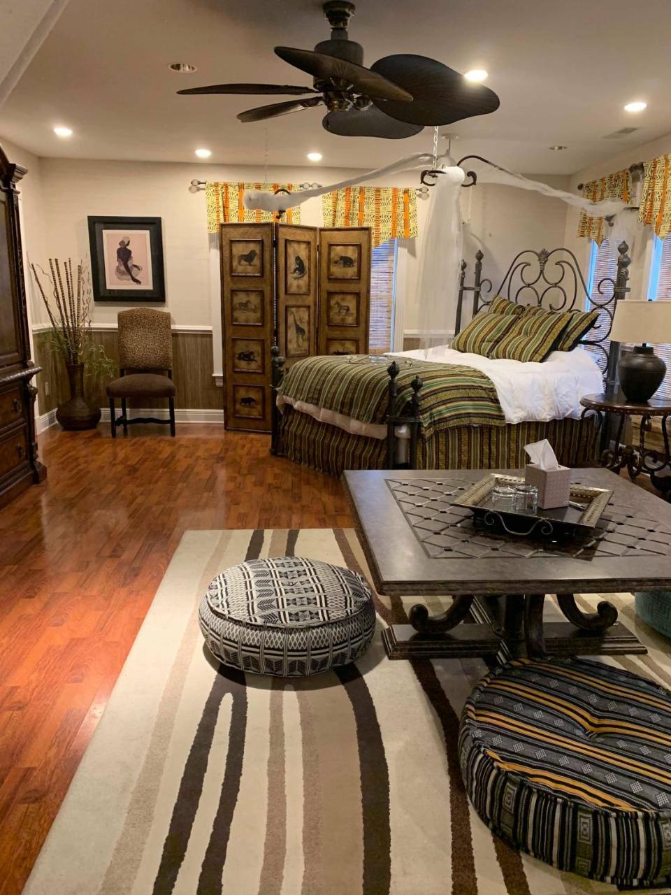 The Lake Manor Bed & Breakfast Morgantown Bagian luar foto